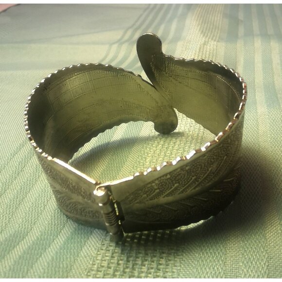 Leaf Feather Design Vintage Silver Tone Hinged Cuff Bracelet  7.5 Boho Statement - Picture 5 of 11